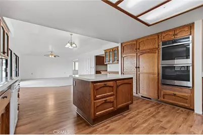 30785 Golden Gate Drive, Canyon Lake, CA 92587 - Photo 17