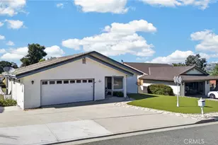 30785 Golden Gate Dr, Canyon Lake, CA 92587 - Photo 3