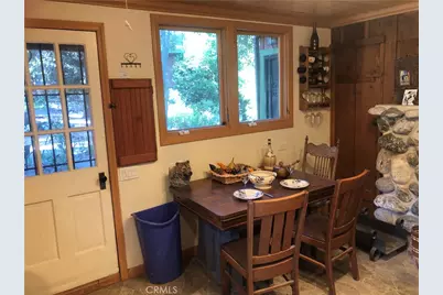 9112 Torrey Pines Road, Forest Falls, CA 92339 - Photo 11