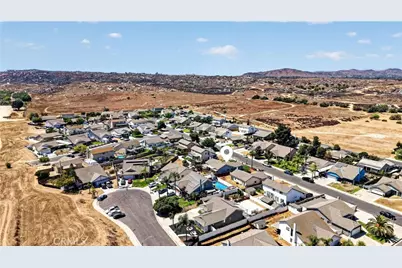 20096 Fallen Leaf Drive, Perris, CA 92570 - Photo 59