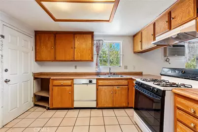 523 W Locust Street, Ontario, CA 91762 - Photo 21