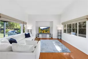 32903 Charmes Ct, Temecula, CA 92592 - Photo 5