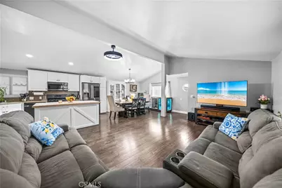 200 S Emerald Drive #22, Vista, CA 92081 - Photo 9