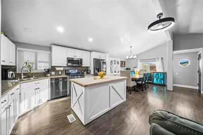 200 S Emerald Drive #22, Vista, CA 92081 - Photo 13