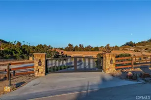39760 Amber Ct, Murrieta, CA 92562 - Photo 43