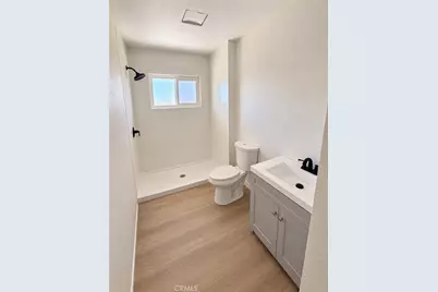 149 W Grove, Rialto, CA 92376 - Photo 7