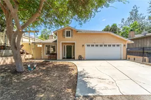 1311 E Mission, Fallbrook, CA 92028 - Photo 1