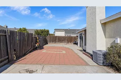 371 Red Cedar, Perris, CA 92570 - Photo 33
