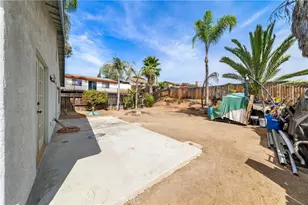 14464 Harvey Ln, Riverside, CA 92503 - Photo 35