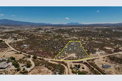 714 Rolling Hills Drive, Aguanga, CA 92536 - Photo 1