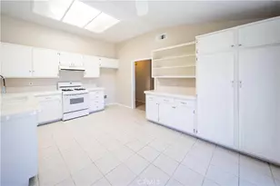28775 Bridge Water Ln, Menifee, CA 92584 - Photo 15