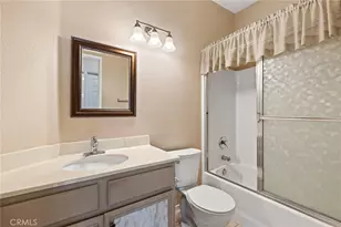 27927 Blaze Ln, Sun City, CA 92585 - Photo 19