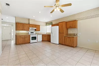 27927 Blaze Lane, Sun City, CA 92585 - Photo 9