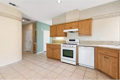 27927 Blaze Lane, Sun City, CA 92585 - Photo 15