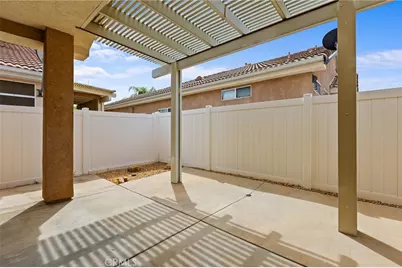 27927 Blaze Lane, Sun City, CA 92585 - Photo 25