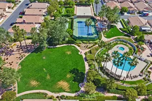 27927 Blaze Ln, Sun City, CA 92585 - Photo 49