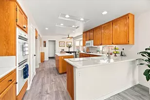 40643 Via Jalapa, Murrieta, CA 92562 - Photo 15