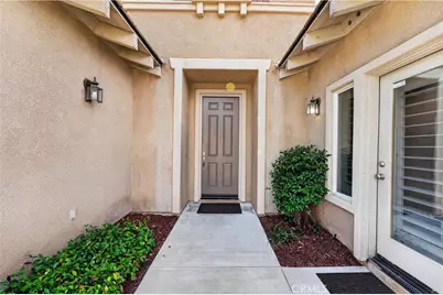 27122 Tube Rose, Murrieta, CA 92562 - Photo 5