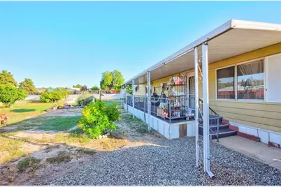 43831 Rassle, Hemet, CA 92544 - Photo 37