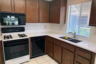 1364 Sierra Seneca Dr, San Jacinto, CA 92583 - Photo 11