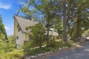 943 Nadelhorn Dr, Lake Arrowhead, CA 92352 - Photo 3