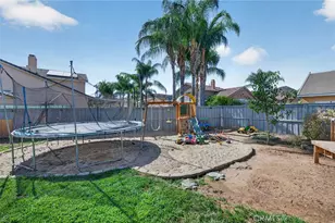 1439 Jewelstone Cir, Hemet, CA 92545 - Photo 39