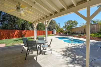 32720 Royal Oak Ln, Lake Elsinore, CA 92530 - Photo 21