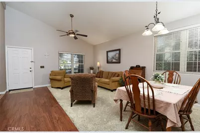 32720 Royal Oak Ln, Lake Elsinore, CA 92530 - Photo 3