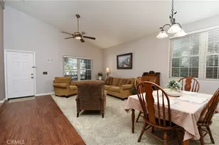 32720 Royal Oak Ln, Lake Elsinore, CA 92530 - Photo 3