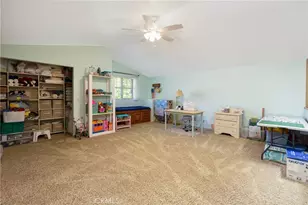32720 Royal Oak Ln, Lake Elsinore, CA 92530 - Photo 19