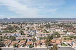 25077 Via Las Lomas, Murrieta, CA 92562 - Photo 5