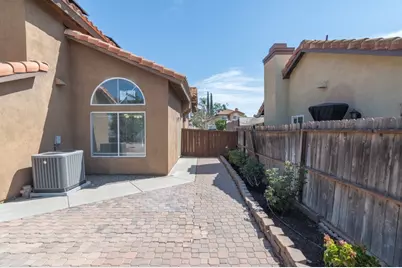 25077 Via Las Lomas, Murrieta, CA 92562 - Photo 47