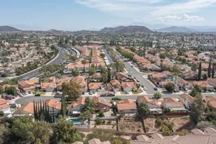 25077 Via Las Lomas, Murrieta, CA 92562 - Photo 7