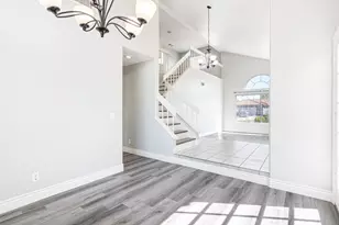 25077 Via Las Lomas, Murrieta, CA 92562 - Photo 15