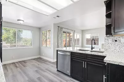 25077 Via Las Lomas, Murrieta, CA 92562 - Photo 23