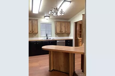 1300 W Menlo Avenue #200, Hemet, CA 92543 - Photo 7