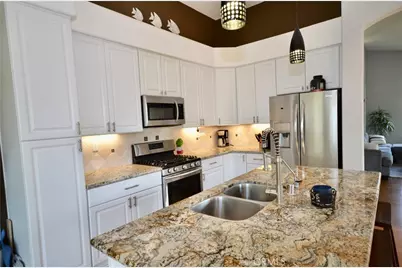 31730 Via Cordoba, Temecula, CA 92592 - Photo 7