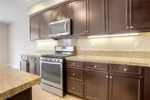 31888 Calle Luz, Temecula, CA 92592 - Photo 11