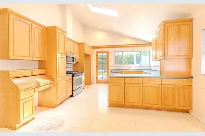 18530 Newbrook Circle, Cerritos, CA 90703 - Photo 29