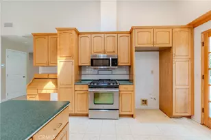 18530 Newbrook Cir, Cerritos, CA 90703 - Photo 33