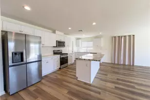 32285 Wild West Ct, Winchester, CA 92596 - Photo 3