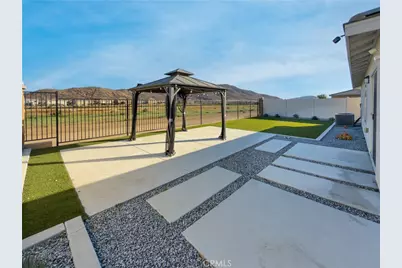 32285 Wild West Court, Winchester, CA 92596 - Photo 3