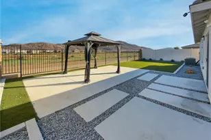 32285 Wild West Ct, Winchester, CA 92596 - Photo 3