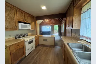 53460 Country Club, Idyllwild, CA 92549 - Photo 13