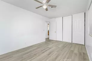 40225 Frances Ln, Hemet, CA 92543 - Photo 15