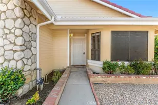 1489 S Palm Ave, Hemet, CA 92543 - Photo 3