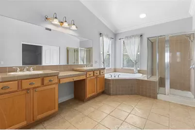 33421 Barrington Drive, Temecula, CA 92592 - Photo 37