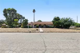 1631 Hackney, Hemet, CA 92543 - Photo 3