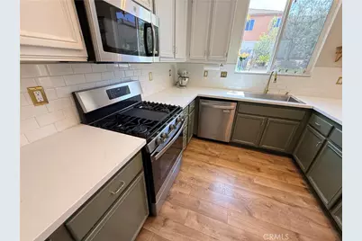 33193 Romance, Temecula, CA 92592 - Photo 9