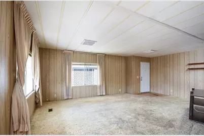 725 W Thornton, Hemet, CA 92543 - Photo 9